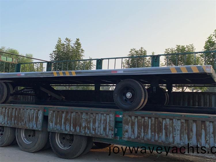 髮(fa)貨(huo)現場(chang)